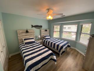 3319 Lake Forest Drive - Hilton Head Island - 4
