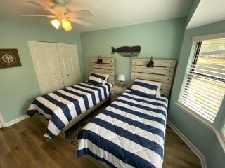 3319 Lake Forest Drive - Hilton Head Island - 3
