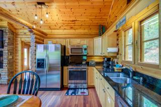 Quiet Gatlinburg Cabin with Lookout Decks and Hot Tub! - 2