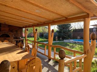 Gallery Villa - Oshakan - 1