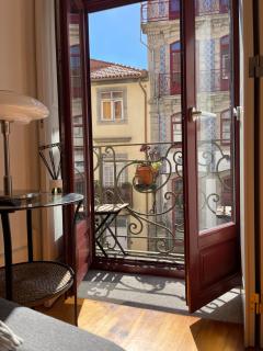 Historic Porto Balcony Hideaway - Taipas House 60 - Porto - 2