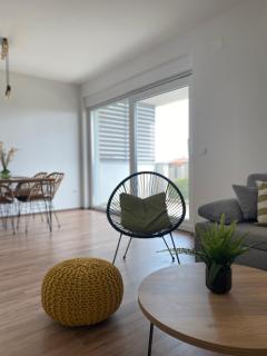 Sunny side Apartment - Rogoznica - 3