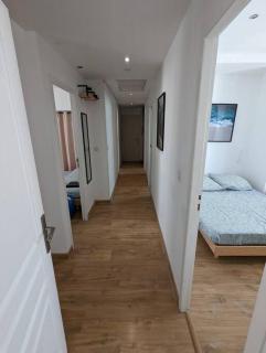 Sleep in Montpellier, Albert, centre, gare, 4 ch, Tram L1, 2, 3 & 4 - 1