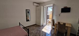 Apartments Petar Komiza - Komiža - 1