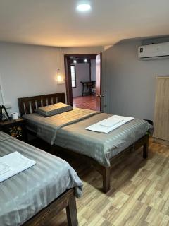 Wooden hostel - Chiang Mai - 3