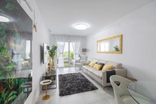 Marbella luxury brand new 2-bedroom apartment, 3 min walk to the beach! - 8
