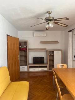 Apt Štefanić 4/2 - Baška - 6