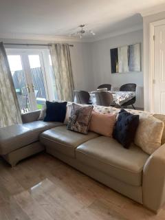 Number 1 Longstone Court - Haverfordwest - 4