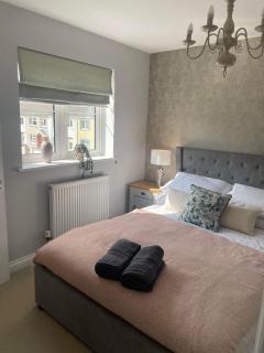 Number 1 Longstone Court - Haverfordwest - 2