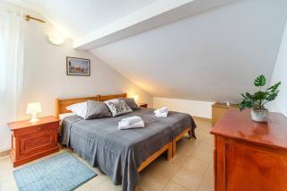 Luka 2 SEA&Beach front apartment - Mirce - 1