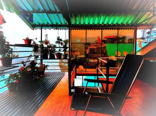 Esses House A Luxury Homestay and service apartment - Gangtok - 9
