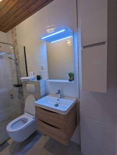 zeezicht appartement 50m from beach - Srima - 5
