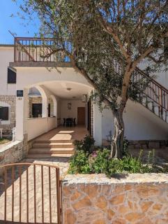 zeezicht appartement 50m from beach - Srima - 2