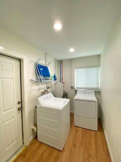 *NEW*Sunshine Gorgeous- 3BD/2BA -Private Backyard! - Port Orange - 5