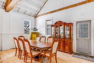 The Townhall - Conover - 5