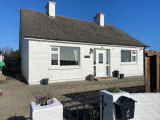 Tullybrannigan Cottage Newcastle - Newcastle - 9