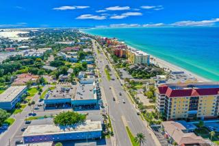 Surrounded by Ocean - St Pete Beach - 4
