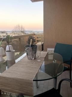 Appartement vue mer, 5min à pied de la plage, parking privé - Vallauris - 6