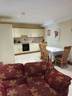 1 Coirneal Chearta - 1