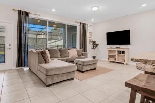 Gardenia Lane Bloom - Davenport - 0