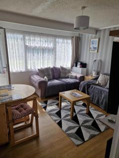 Sundowner D & A Holiday Home - Hemsby - 4