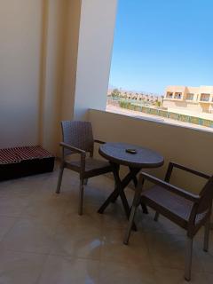 Gravity apartments in gravity hotel sahl hasheesh أجانب فقط - 6