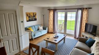 38 Windrush Lake - South Cerney - 7