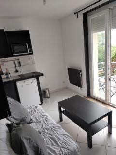 Studio bien situé avec un balcon - Eybens - 0