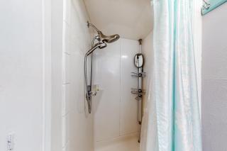 Treehouse Cottage - 5