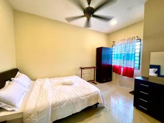 Homestay D Razak Wakaf Tapai - Marang - 3