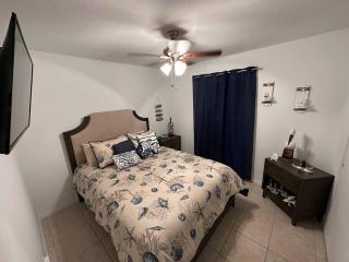 2/1 Naples Hideaway - Naples - 5