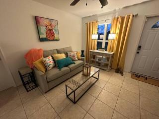2/1 Naples Hideaway - Naples - 1