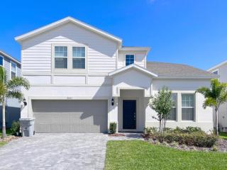 Luxurious Pool Home with Private Pool-2061LC home - Davenport - 8