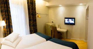 Opera Hotel - 9