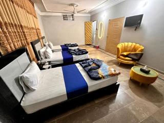 Shelton Royal Hotel - Multan - 7