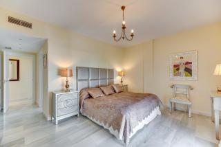 Beachside Puerto Banus Luxury Aprt2 - Marbella - 3