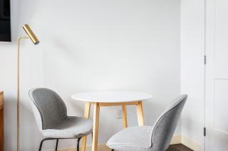 Central Sq Studio w Doorman nr Charles River BOS-370 - 8