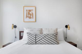 UES 1BR w DM Elevator Gym Coworking Spaces NYC-588 - New York - 3