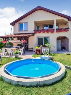 My Parents Guest House - Petrovec - 0