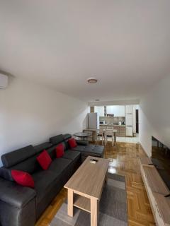SKY Apartment - Budva - 9