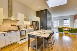 Downtown Omaha Getaway with Deck and Gas Grill! - Omaha - 9