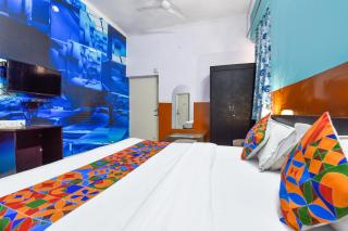 FabHotel Green Vista Malviya Nagar - 4