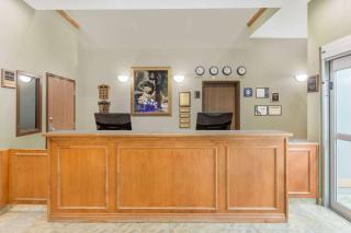 Ramada by Wyndham Clairmont/Grande Prairie - Clairmont - 9
