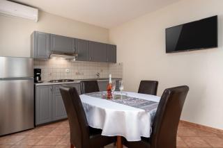 Apartments Nevenka - Vrsar - 7