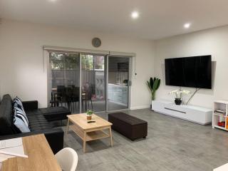 A pleasant & sweet Home - Guildford - 2