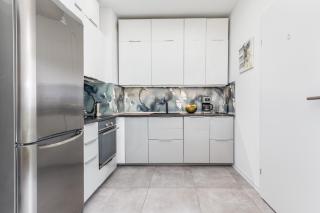 Family Three Bedroom Apartment Podczele Sunrise by Noclegi Renters - 1