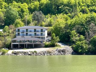 Villa Adam - - 0