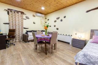 Zois Stone House - 3