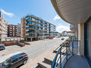 Apartment near seawall with sea view - Koksijde - 3