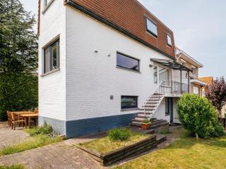 Villa near Sea and Shops in Belgium - Koksijde - 3